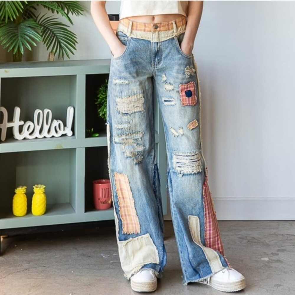 NWOT OLI & HALI Patchwork Distressed Wide Leg Jeans SMALL